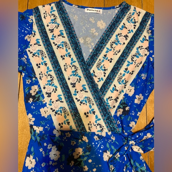 NWOT Girls Size L Pinkiwine Wraparound Flower Dress - Picture 10 of 16